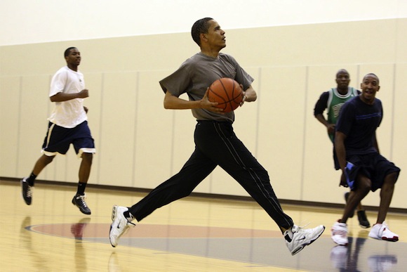 obama-playing-basketball.jpg