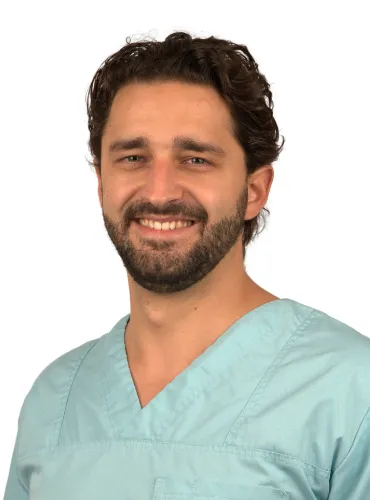 Dr. Pap-Tuka Botond