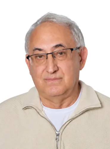 Dr. Szuchy Róbert